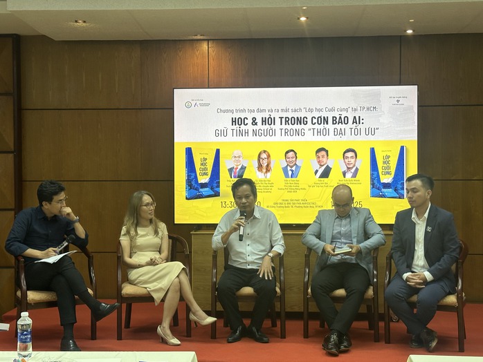 Vì sao việc học trở nên khó khăn hơn trong "cơn bão" AI? - Ảnh 2.