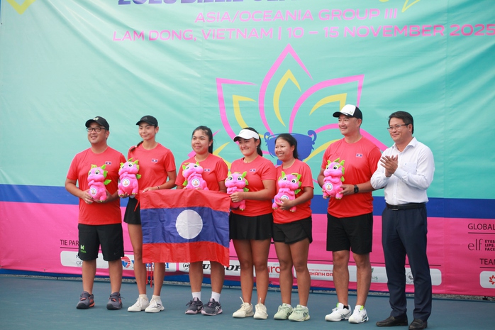 Khép lại Billie Jean King Cup 2025, tuyển nữ Việt Nam đứng thứ ba - Ảnh 1.