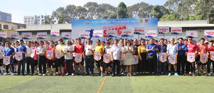 Sôi nổi giải bóng đá SAMCO LEAGUE 2025 - Ảnh 2.