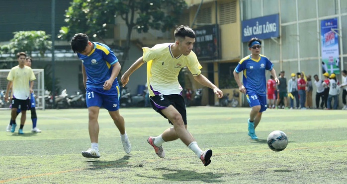 Sôi nổi giải bóng đá SAMCO LEAGUE 2025 - Ảnh 5.