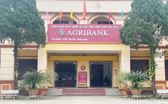 Cử chỉ bất thường hé lộ âm mưu lừa đảo 140 triệu đồng - Ảnh 1. Cử chỉ bất thường hé lộ âm mưu lừa đảo 140 triệu đồng - Ảnh 1.