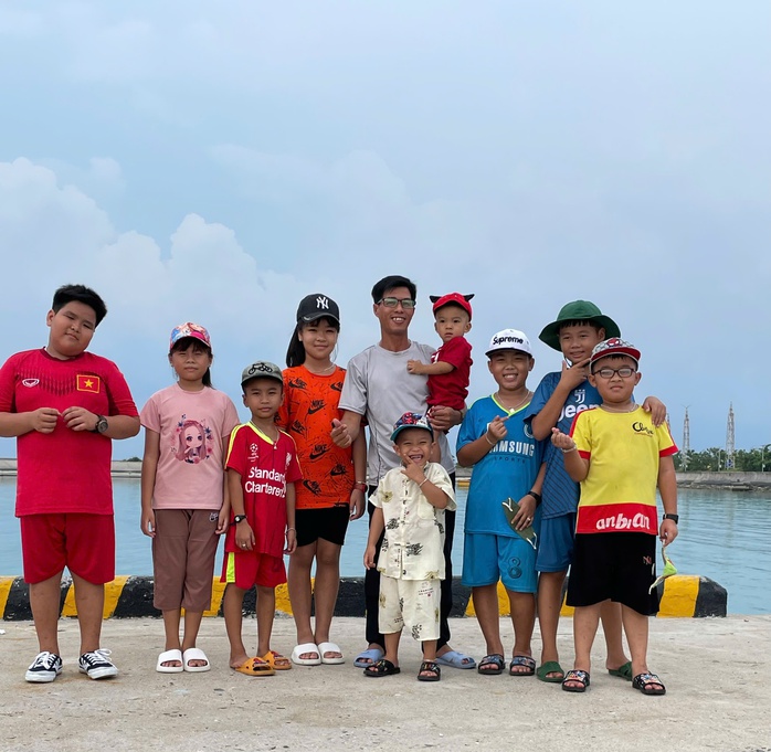 TRAO GIẢI 2 CUỘC THI "NGƯỜI THẦY KÍNH YÊU" VÀ "LÒNG TỐT QUANH TA": Hứa hẹn đong đầy cảm xúc - Ảnh 2.