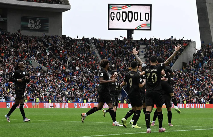 Vắng Ronaldo, Bồ Đào Nha thắng kỷ lục và giành vé dự World Cup 2026 - Ảnh 6.