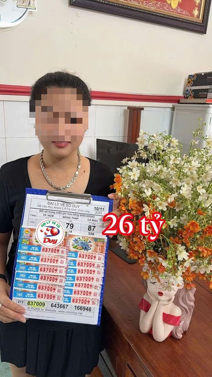 Xổ số miền Nam: Người phụ nữ trúng đặc biệt 10 tỉ đồng trong đêm - Ảnh 3. Xổ số miền Nam: Người phụ nữ trúng đặc biệt 10 tỉ đồng trong đêm - Ảnh 3.