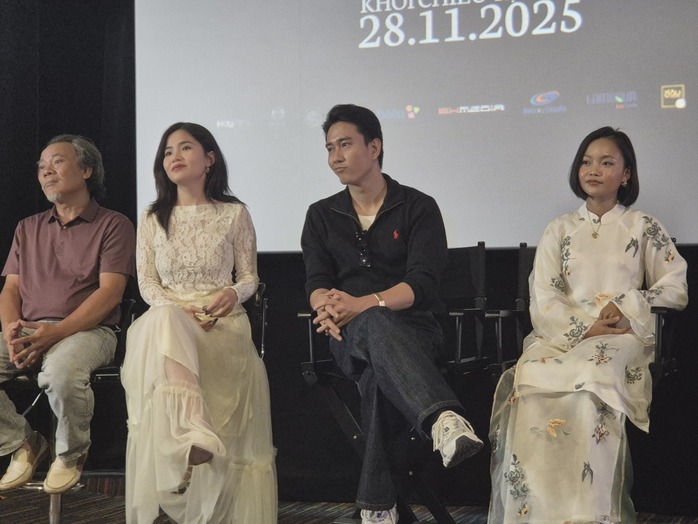 Liên Bỉnh Phát bật mí nụ hôn với mỹ nhân Đỗ Thị Hải Yến - Ảnh 4.