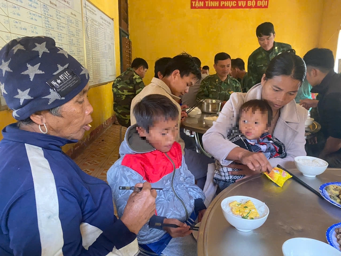 - Ảnh 3. - Ảnh 3.