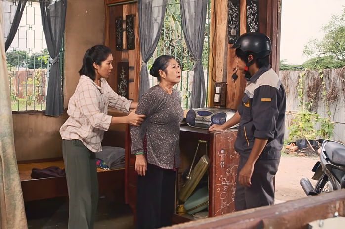 Thái Hòa "ăn tát" từ NSƯT Kim Phương - Ảnh 4.