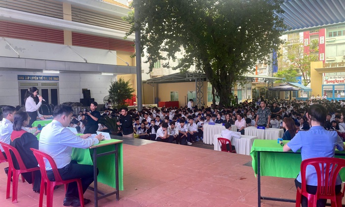 - Ảnh 2. - Ảnh 2.