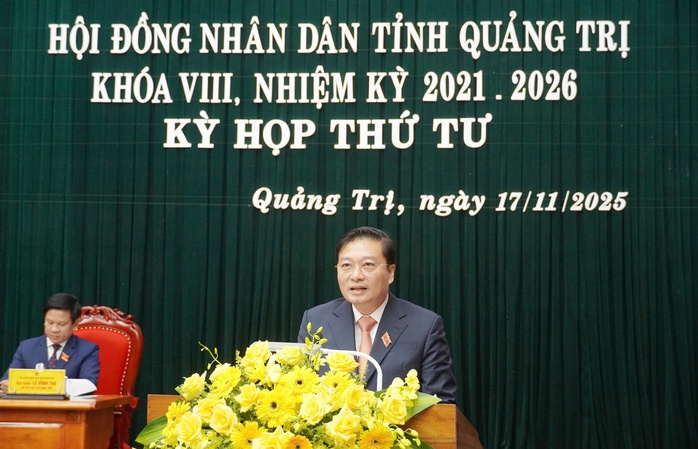 Quảng Trị có tân Chủ tịch UBND tỉnh Lê Hồng Vinh và Phó Chủ tịch Lê Văn Bảo - Ảnh 2. Quảng Trị có tân Chủ tịch UBND tỉnh Lê Hồng Vinh và Phó Chủ tịch Lê Văn Bảo - Ảnh 2.