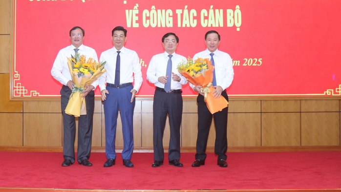 Ông Lê Văn Hẳn được giới thiệu bầu làm Chủ tịch UBND tỉnh Tây Ninh - Ảnh 1. Ông Lê Văn Hẳn được giới thiệu bầu làm Chủ tịch UBND tỉnh Tây Ninh - Ảnh 1.