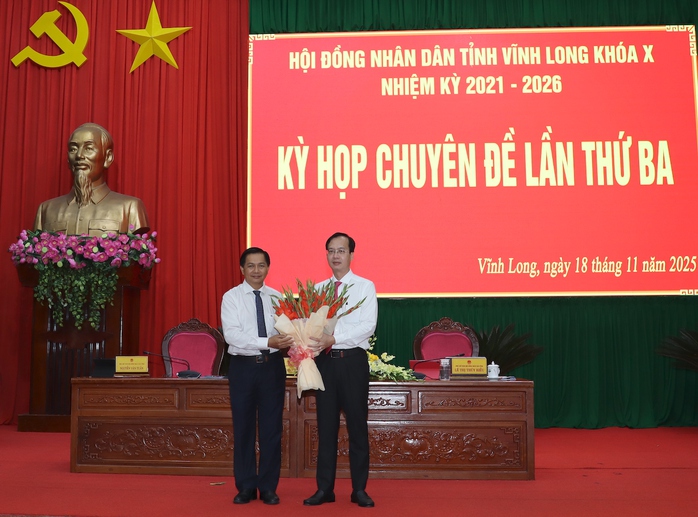 Ông Trần Trí Quang được bầu làm Chủ tịch UBND tỉnh Vĩnh Long mới nhất - Ảnh 1. Ông Trần Trí Quang được bầu làm Chủ tịch UBND tỉnh Vĩnh Long mới nhất - Ảnh 1.