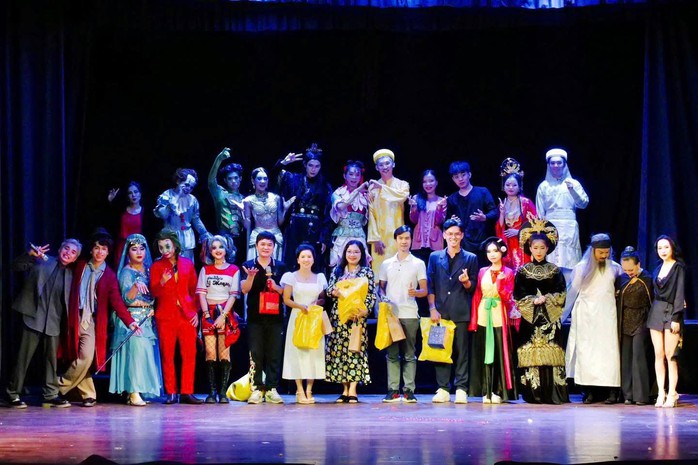 Vinh danh nghệ sĩ - nhà giáo thắp lửa sáng tạo trên những chuyến đò "truyền nghề" - Ảnh 4.