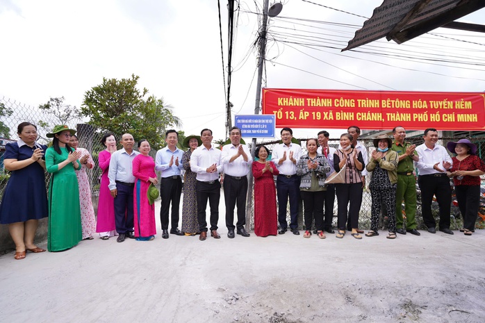 Xây dựng xã Bình Chánh, TP HCM phát triển từ sức mạnh đoàn kết - Ảnh 6.