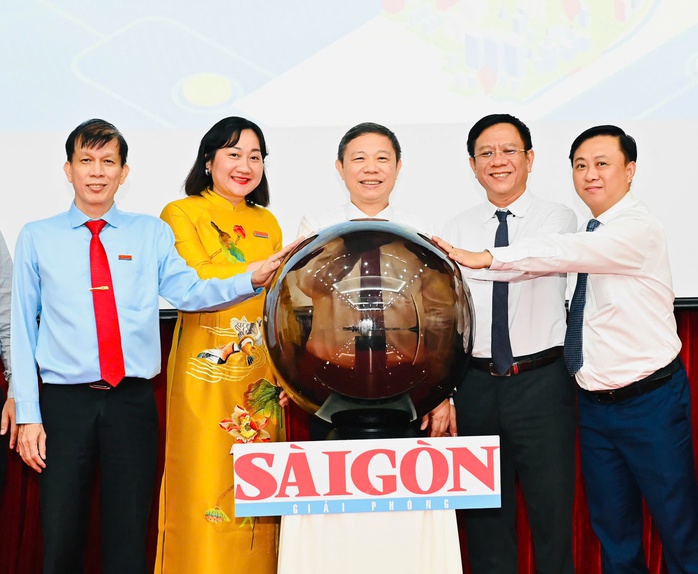 Ra mắt Chuyên trang Sức sống cơ sở: Tiếng nói từ người dân TP HCM - Ảnh 1. Ra mắt Chuyên trang Sức sống cơ sở: Tiếng nói từ người dân TP HCM - Ảnh 1.