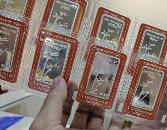 Giá bạc hôm nay 18 - 11 giảm mạnh , có nên mua vào lúc này? - Ảnh 2. Giá bạc hôm nay 18 - 11 giảm mạnh , có nên mua vào lúc này? - Ảnh 2.