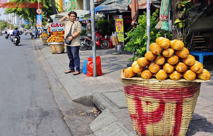 Khuyến cáo quan trọng từ sở An toàn thực phẩm TP HCM sau vụ ngộ độc bánh mì - Ảnh 3. Khuyến cáo quan trọng từ sở An toàn thực phẩm TP HCM sau vụ ngộ độc bánh mì - Ảnh 3.