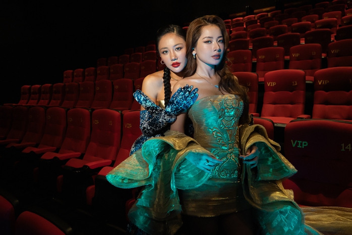 Bùng nổ sự kết hợp lần đầu của Văn Mai Hương cùng Chi Pu, Hà Trần - Ảnh 1.