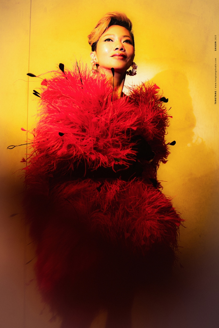 Hà Trần: "Tôi trân trọng sự tri ân của các bạn trẻ" - Ảnh 2.