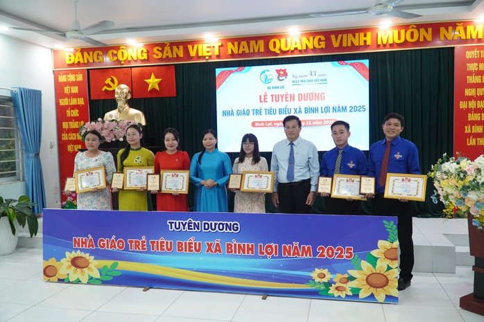 Xã Bình Lợi phấn đấu có 8 trường đạt chuẩn quốc gia vào năm 2030 - Ảnh 4.