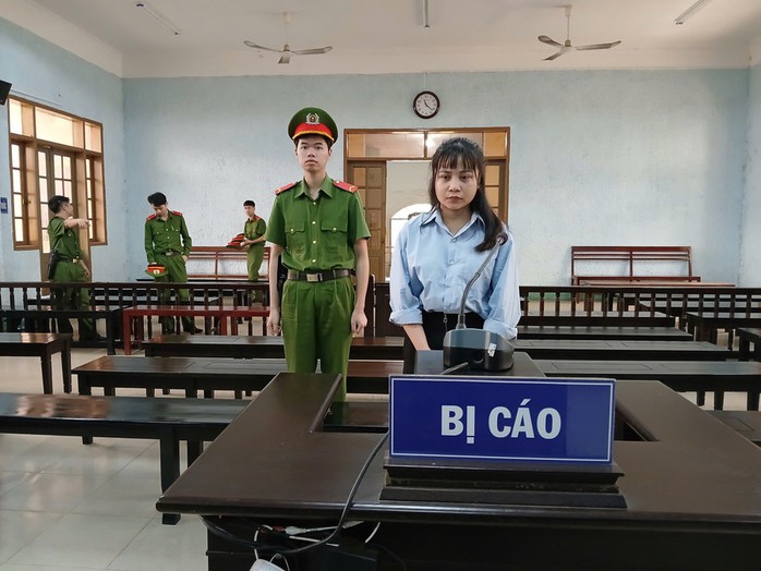 Nữ quái lừa gần 1,2 tỉ đồng bằng chiêu “chạy việc” và đầu tư ảo - Ảnh 1.