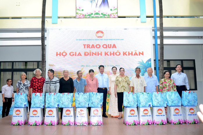 Tôn vinh tinh thần đoàn kết trong Ngày hội Đại đoàn kết toàn dân tộc - Ảnh 2. Tôn vinh tinh thần đoàn kết trong Ngày hội Đại đoàn kết toàn dân tộc - Ảnh 2.