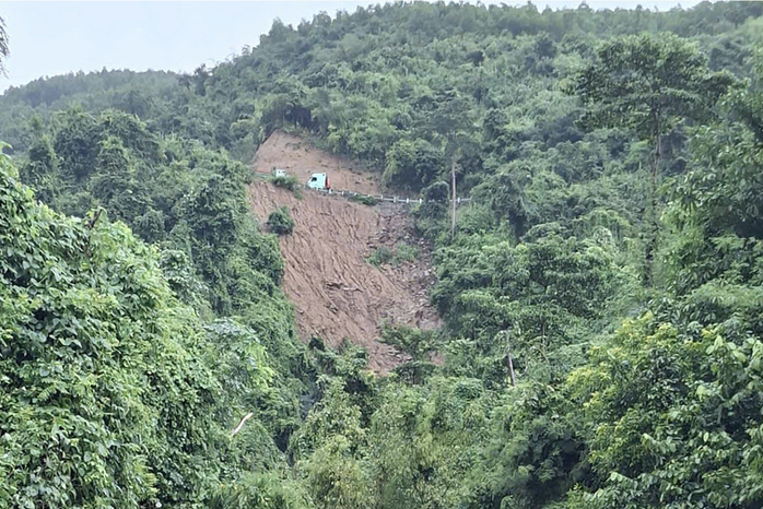 Khánh Hòa: Tìm được thi thể vụ sạt đèo Khánh Sơn - Ảnh 1.