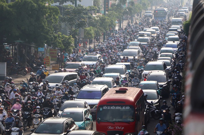 Vì một "đô thị không khói bụi" - Ảnh 1.