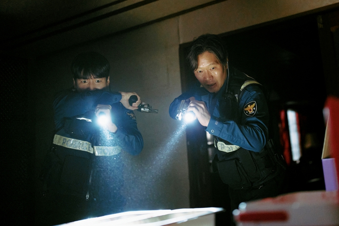 Đinh Y Nhung, Hứa Vĩ Văn... hội tụ bên "Juliet xứ Hàn" - Ảnh 3.