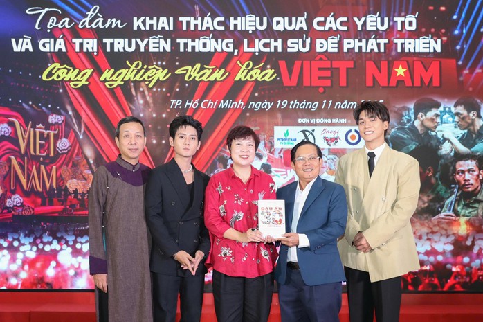 Khơi nguồn cảm hứng - Ảnh 1.