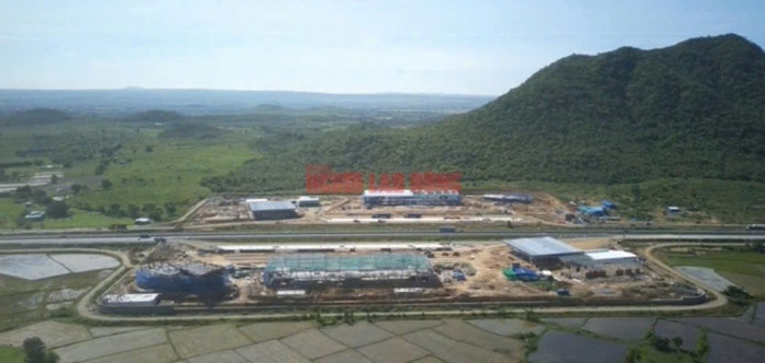 Hơn 9ha chưa bàn giao, trạm dừng nghỉ trên tuyến cao tốc Vĩnh Hảo – Phan Thiết kéo dài tiến độ - Ảnh 1.