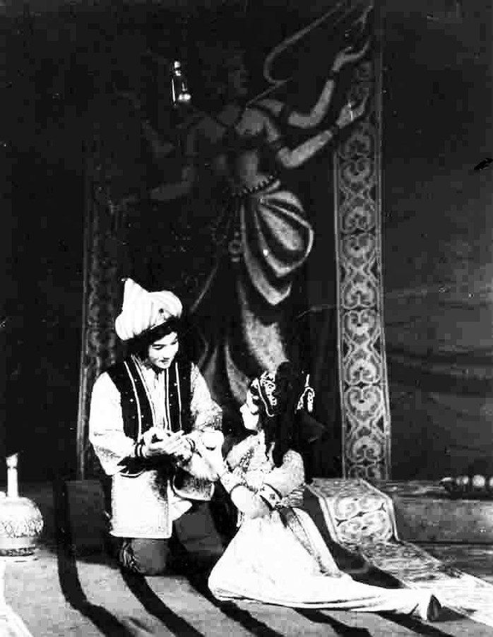 Vĩnh biệt NSƯT Đỗ Bạch Diện, dấu ấn thời vàng son sân khấu cải lương Bắc - Ảnh 3.