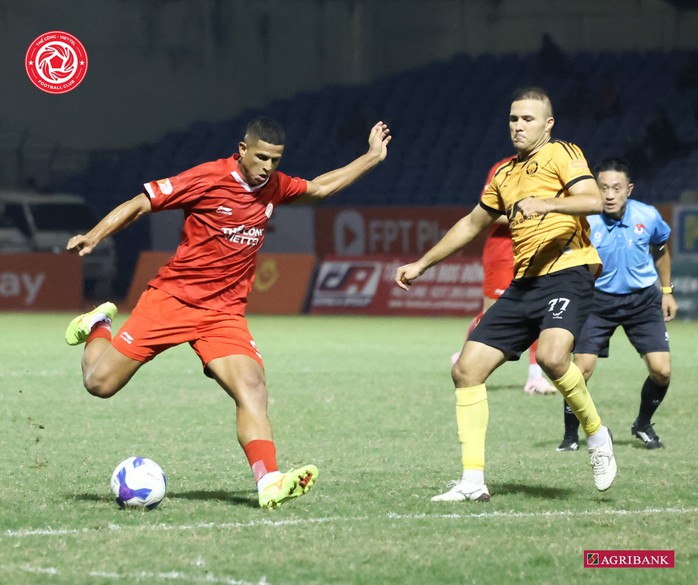 CLB Thanh Hóa bại trận vì "người cũ" - Ảnh 4.