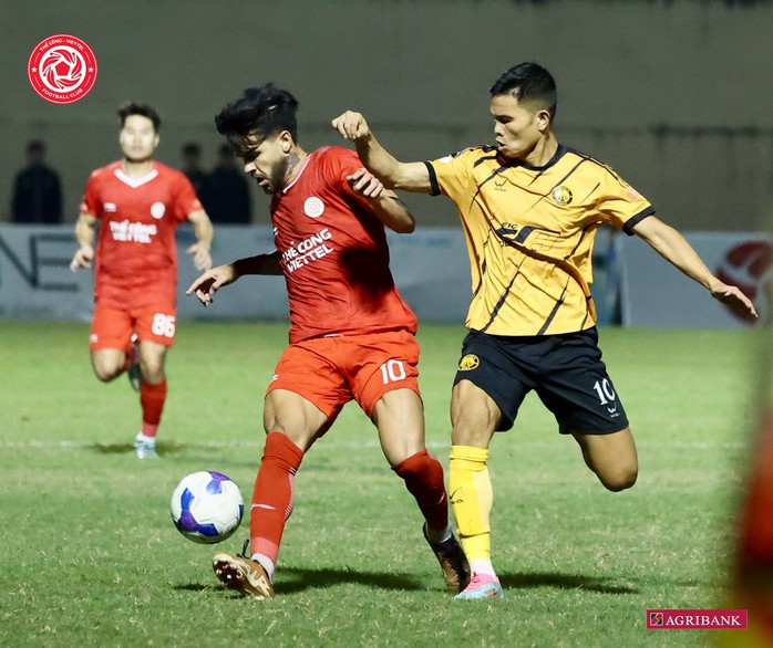 CLB Thanh Hóa bại trận vì "người cũ" - Ảnh 3.