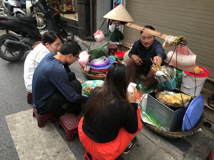 Chuyện ăn quà của người Hà Nội - Ảnh 1.