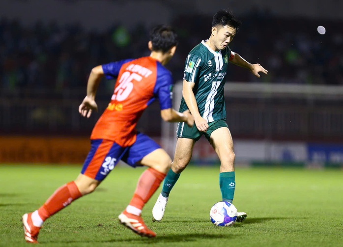 Đồng Nai ngược dòng kịch tính trước đội bét bảng - Ảnh 2.