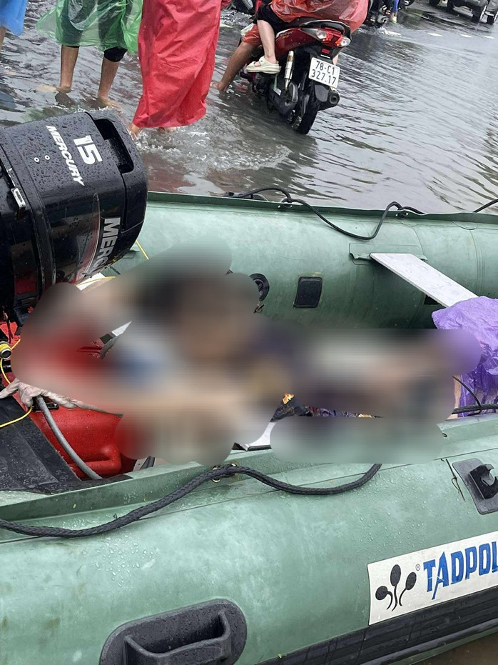 Đắk Lắk chịu thiệt hại nặng nề do mưa lũ , 11 người chết và 4 người mất tích - Ảnh 1. Đắk Lắk chịu thiệt hại nặng nề do mưa lũ , 11 người chết và 4 người mất tích - Ảnh 1.