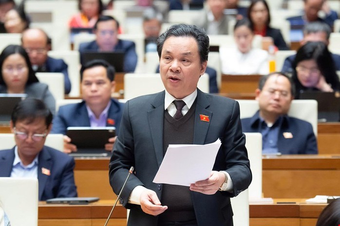 Đại biểu Quốc hội nhấn mạnh Vai trò người thầy và yêu cầu xã hội đối với họ - Ảnh 2. Đại biểu Quốc hội nhấn mạnh Vai trò người thầy và yêu cầu xã hội đối với họ - Ảnh 2.