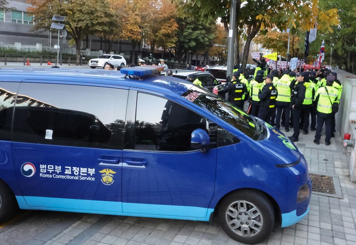 Vụ thiết quân luật Hàn Quốc: Trò chơi drone mạo hiểm của cựu tổng thống - Ảnh 2.