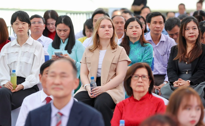 TP HCM: Mỗi thầy cô giáo là một tấm gương đạo đức - Ảnh 4.