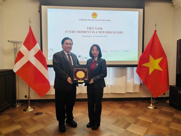 Saigontourist Group - Vietnam Airlines - Sở Du lịch TP HCM xúc tiến du lịch Việt Nam tại Đan Mạch - Ảnh 2. Saigontourist Group - Vietnam Airlines - Sở Du lịch TP HCM xúc tiến du lịch Việt Nam tại Đan Mạch - Ảnh 2.