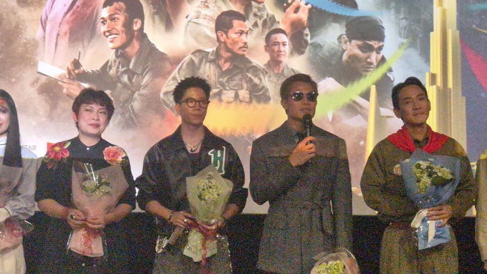 Tạ, Cường, Tú của "Mưa đỏ" khuấy đảo khán giả LHP VN lần XXIV - Ảnh 9.