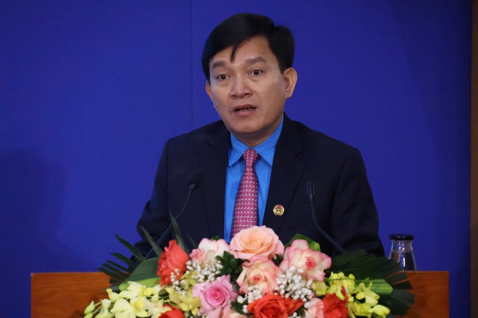 Trao giải cuộc thi viết "Vòng tay công đoàn" lần thứ V  - Ảnh 3.