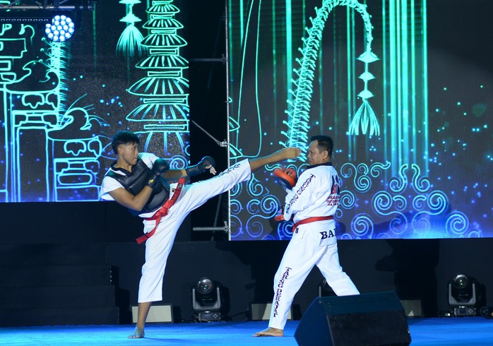 Liên hoan võ thuật quốc tế TP HCM 2025: Võ thuật Việt Nam - Kết nối hòa bình - Ảnh 8.