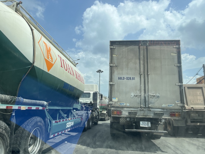 Đồng Nai áp dụng phân làn giao thông trên Quốc lộ 51 giống TP HCM - Ảnh 1.