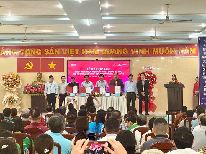 TP HCM: Hỗ trợ hộ kinh doanh kê khai, nộp thuế điện tử - Ảnh 1.