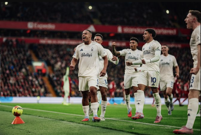 Liverpool thua sốc tại Anfield, Nottingham Forest mạnh mẽ quật ngã nhà vô địch - Ảnh 6.