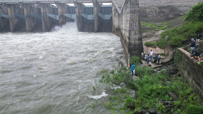 Đồng Nai đề nghị Lâm Đồng và 17 nhà máy thủy điện cung cấp thông tin xả lũ - Ảnh 1.