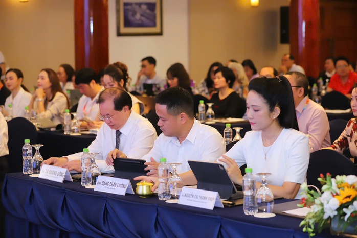 Đạo diễn Victor Vũ: "Muốn đi xa, phải bám vào gốc rễ" - Ảnh 4.