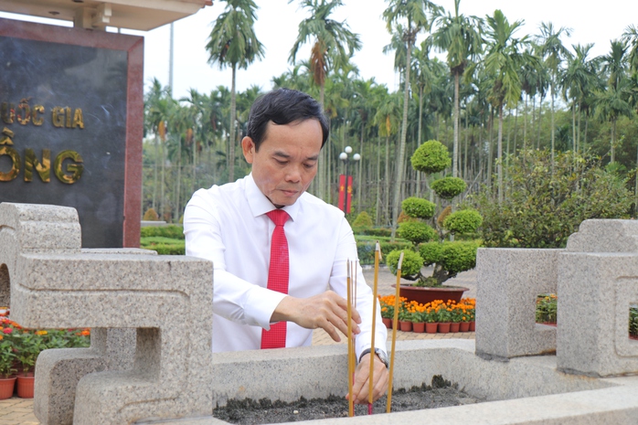 - Ảnh 2. - Ảnh 2.