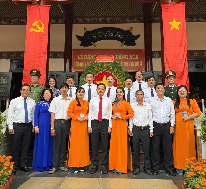 - Ảnh 3. - Ảnh 3.